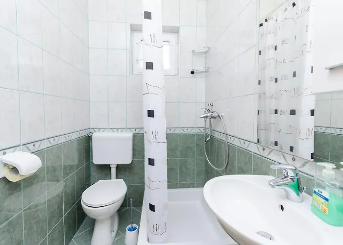 And Ljubica Apartamento Lopar