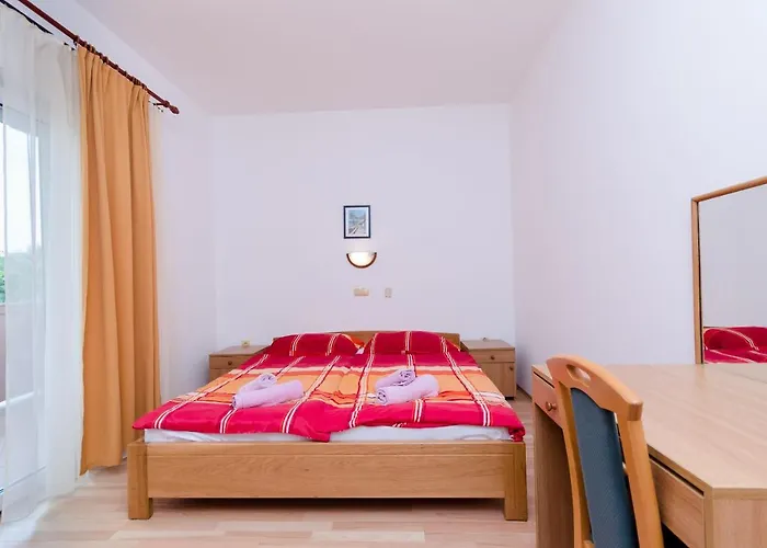Apartamento And Ljubica Lopar