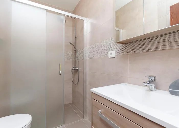 And Ljubica Apartamento