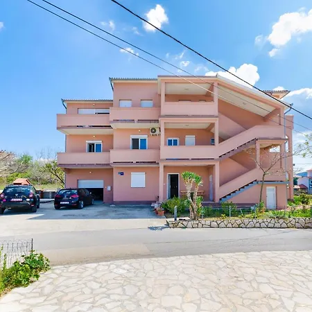 And Ljubica Apartman *