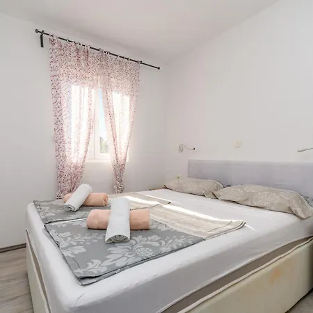 Apartment And Ljubica *