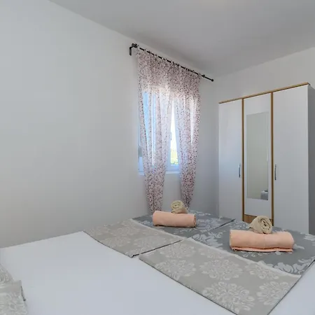 Apartment And Ljubica *